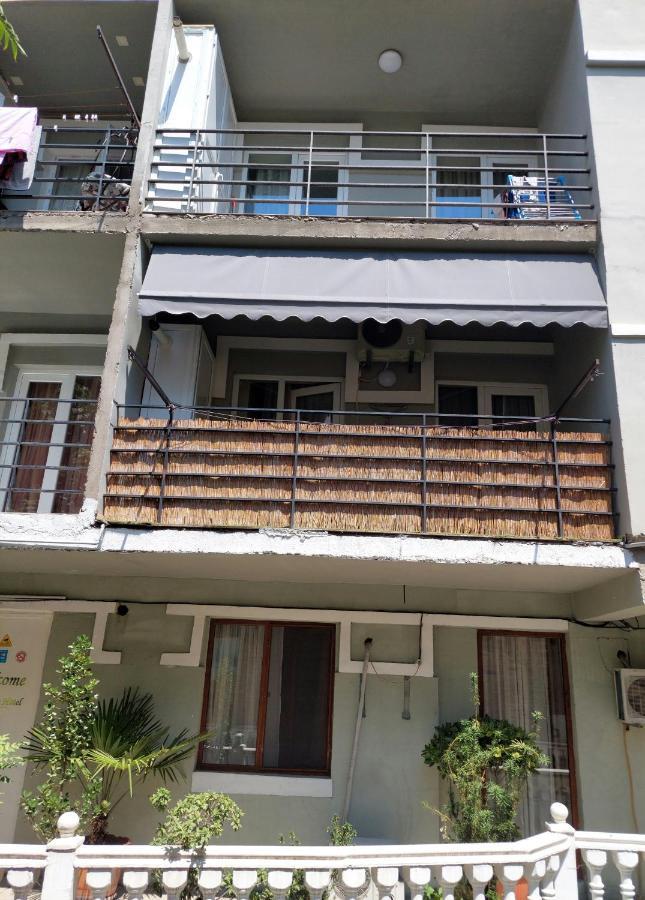 Salounique Lux Apartment Tiflis Exterior foto